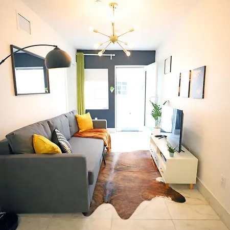 South Beach 2 Bedroom Family Pet Friendly Apartment With Free Parking On Premise Miami Beach Exterior photo