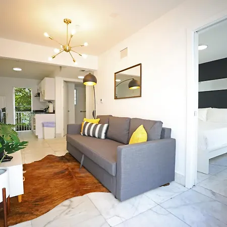 South Beach 2 Bedroom Family Pet Friendly Apartment With Free Parking On Premise Miami Beach Exterior photo